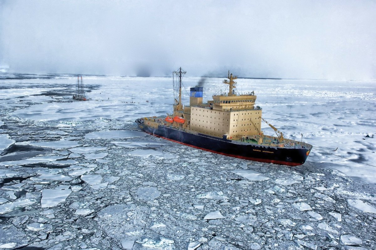 Северный морской путь ледокол Арктика