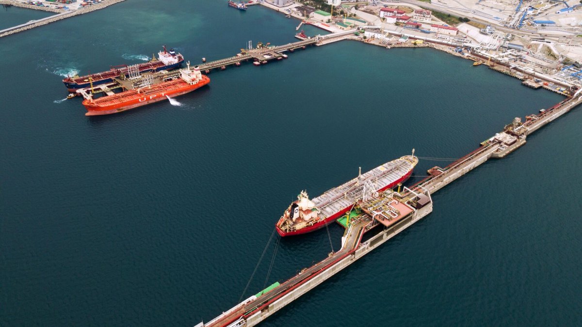 Нефтяной терминал Шесхарис