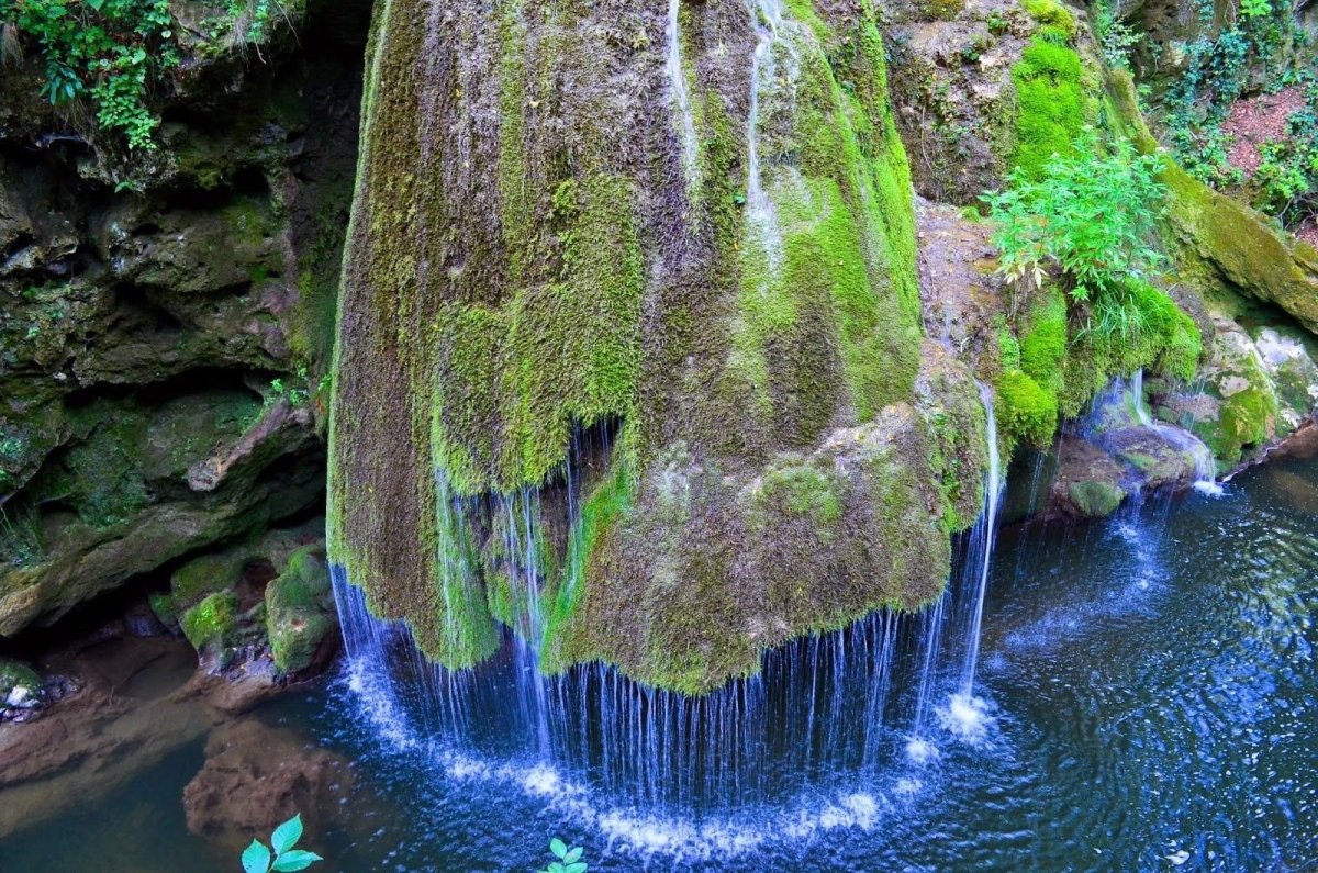 Каскадный водопад Бигар, Румыния