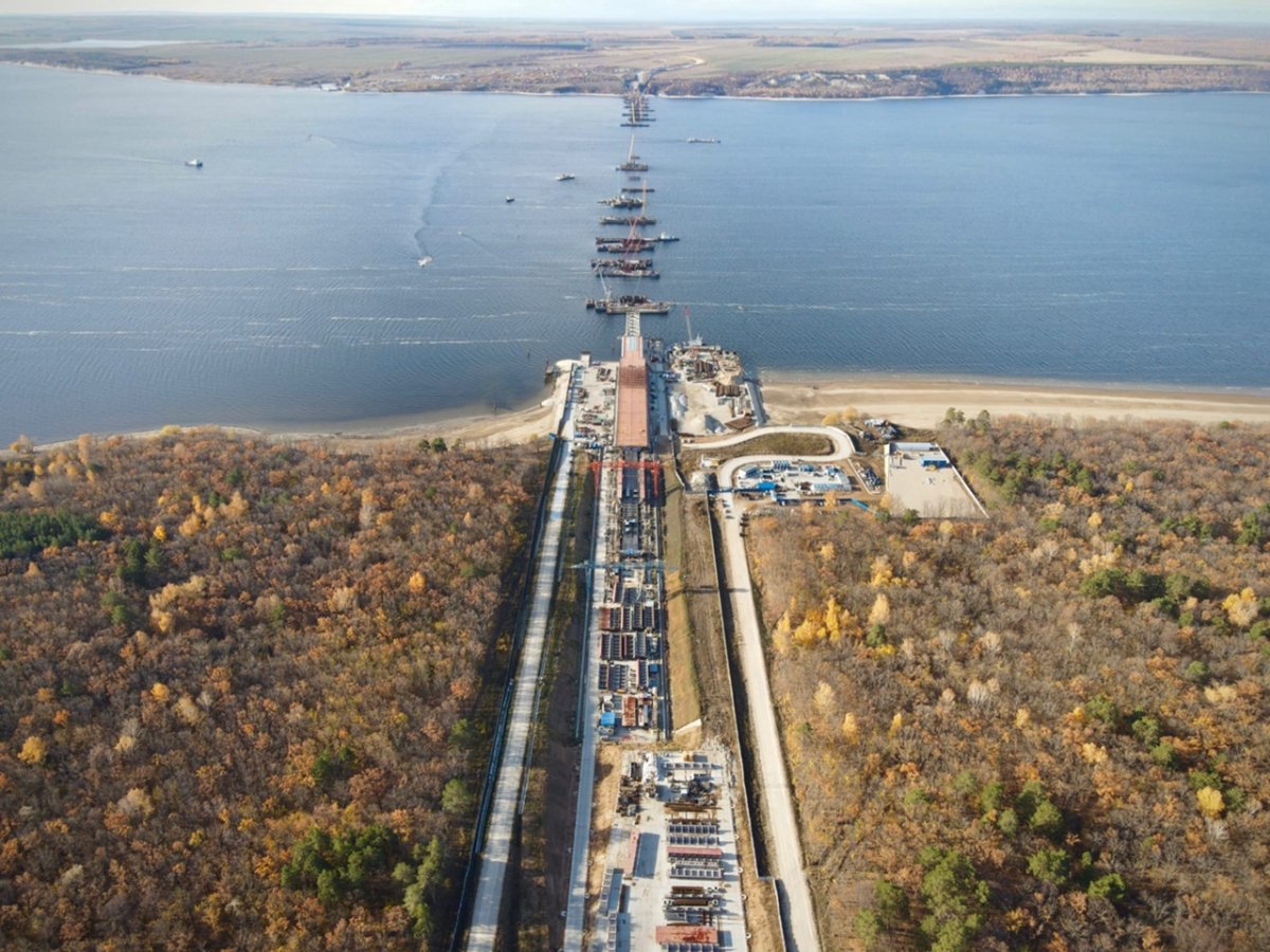 Мост через Волгу в Тольятти