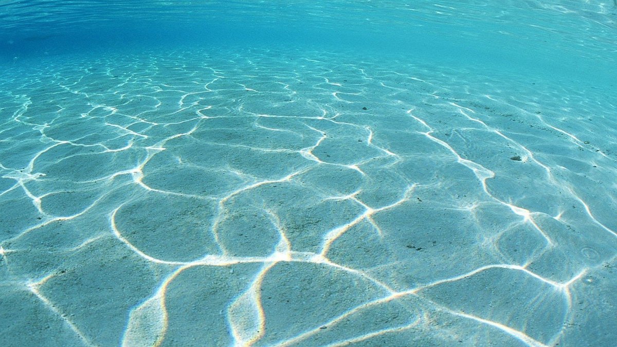 Прозрачная вода