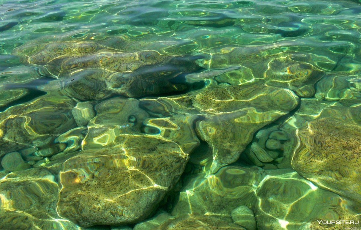 Прозрачное море
