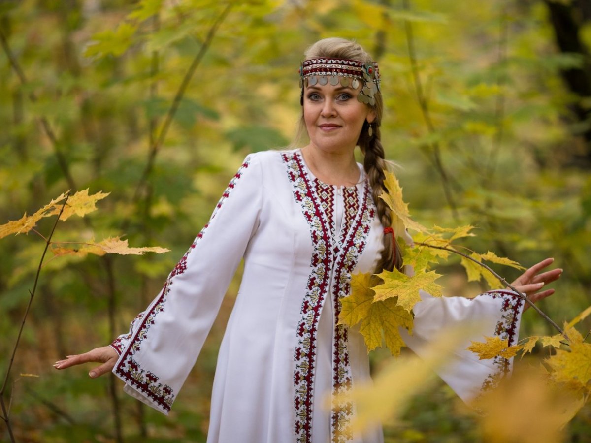 Светлана Строганова певица