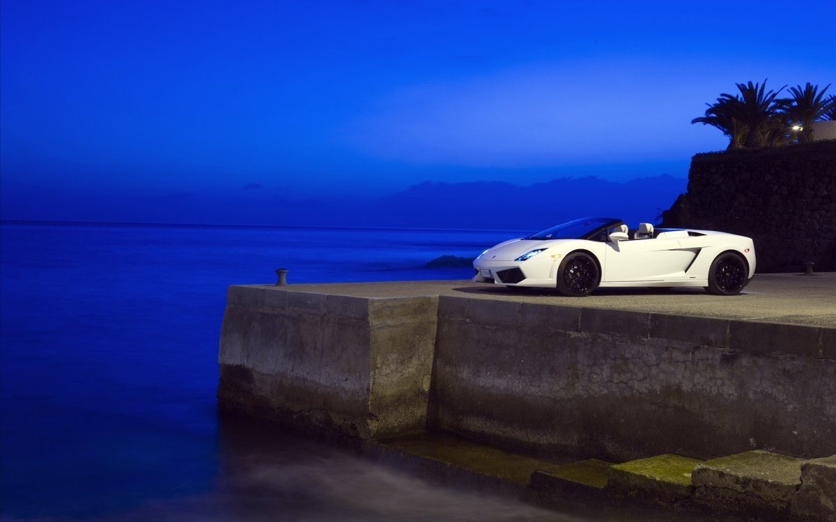 Lamborghini Gallardo море