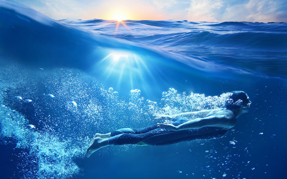 Под водой