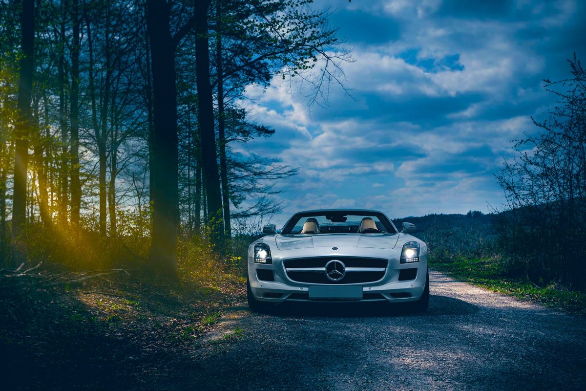 Mercedes Benz SLS off- Road