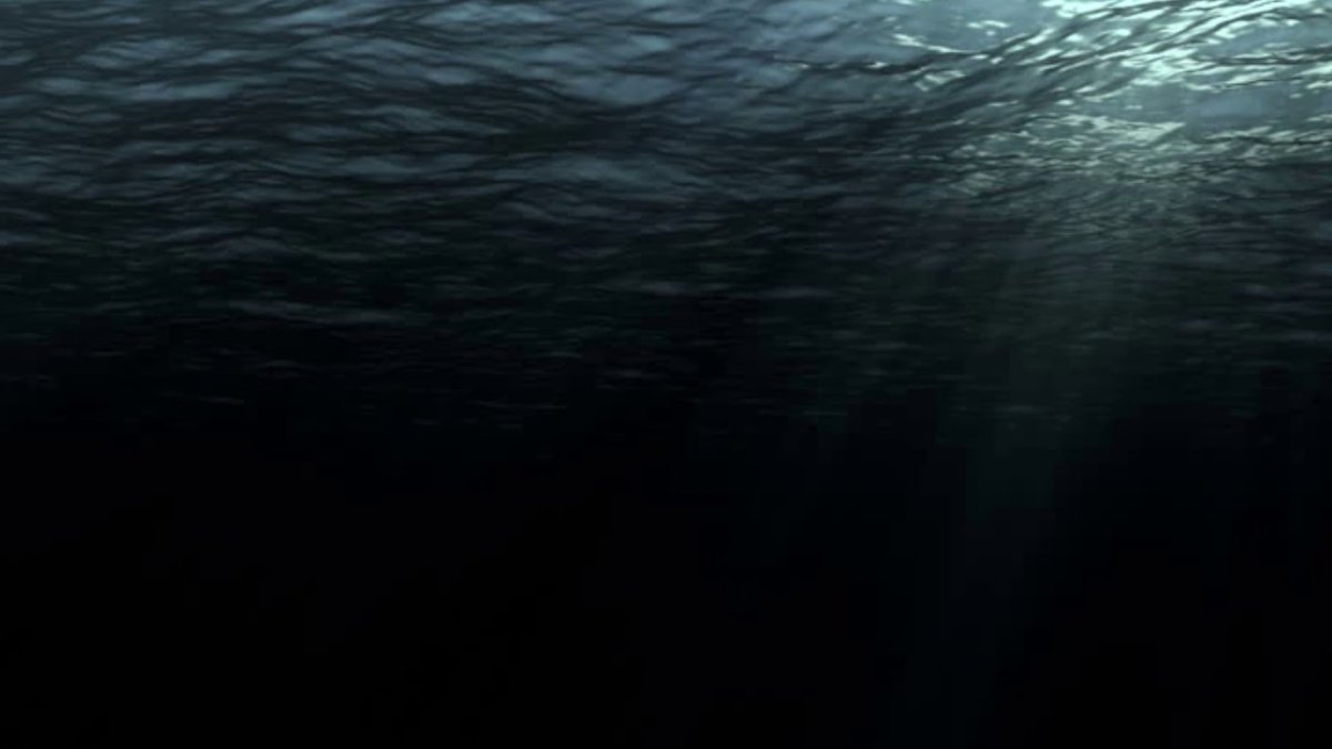Тёмный океан под водой