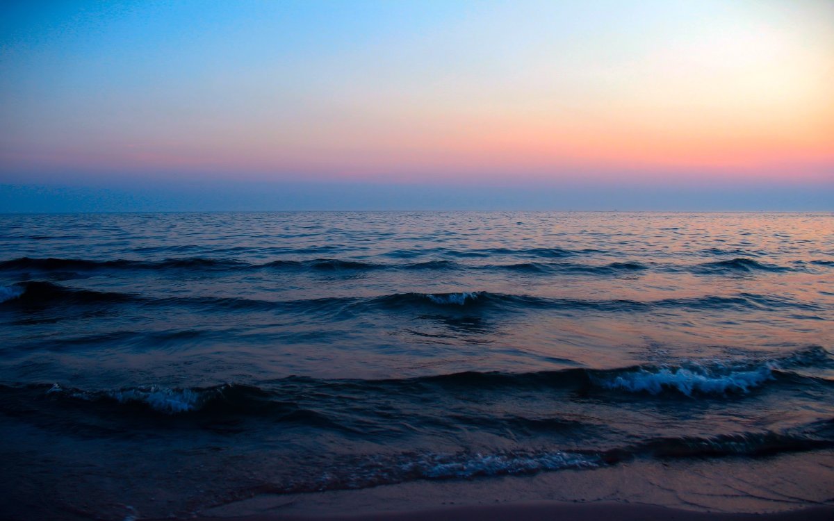 Вечер на море