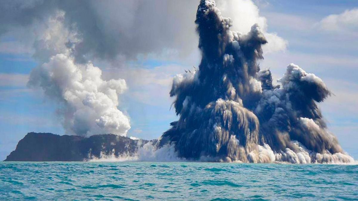 Остров Суртсей подводный вулкан