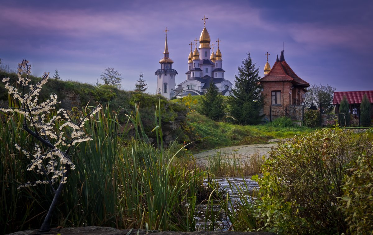 Псковская глубинка монастыри