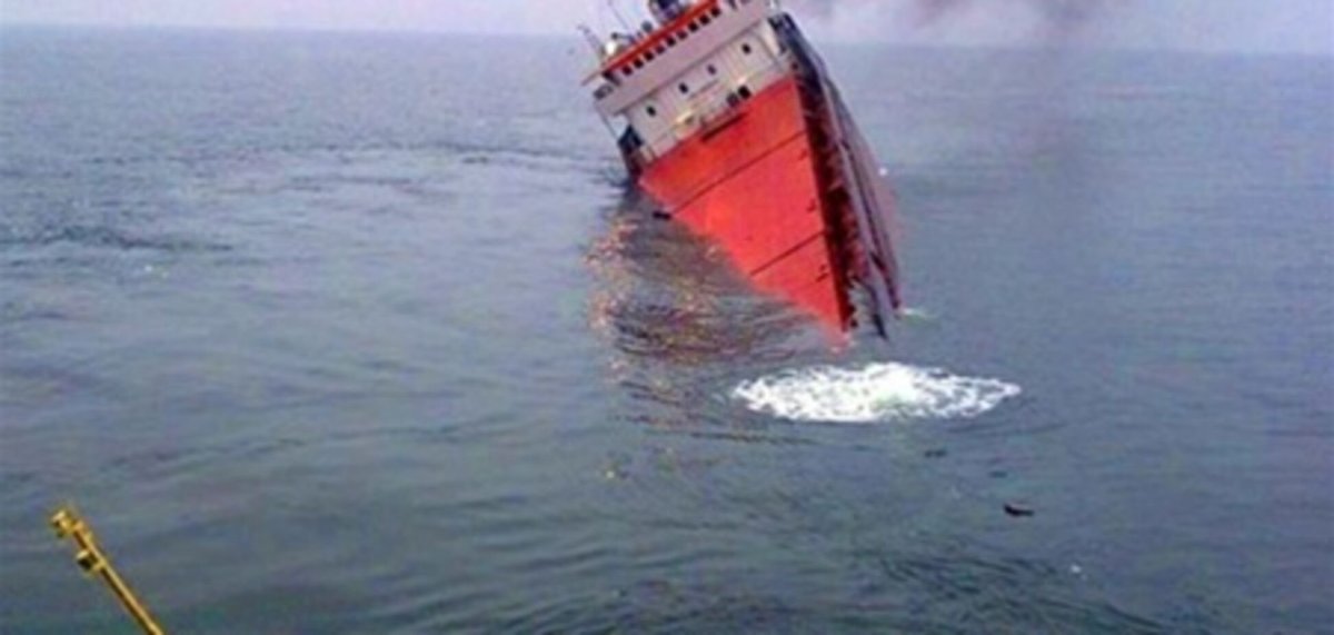 Затонувший корабль Волго Балт