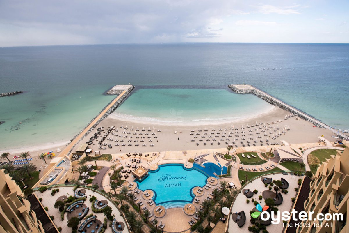 Fairmont Ajman пляж