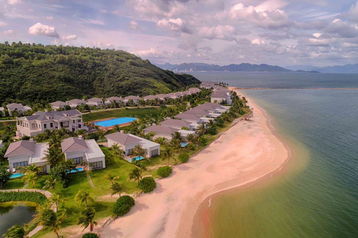 Vinpearl Discovery Sealink nha trang 5*