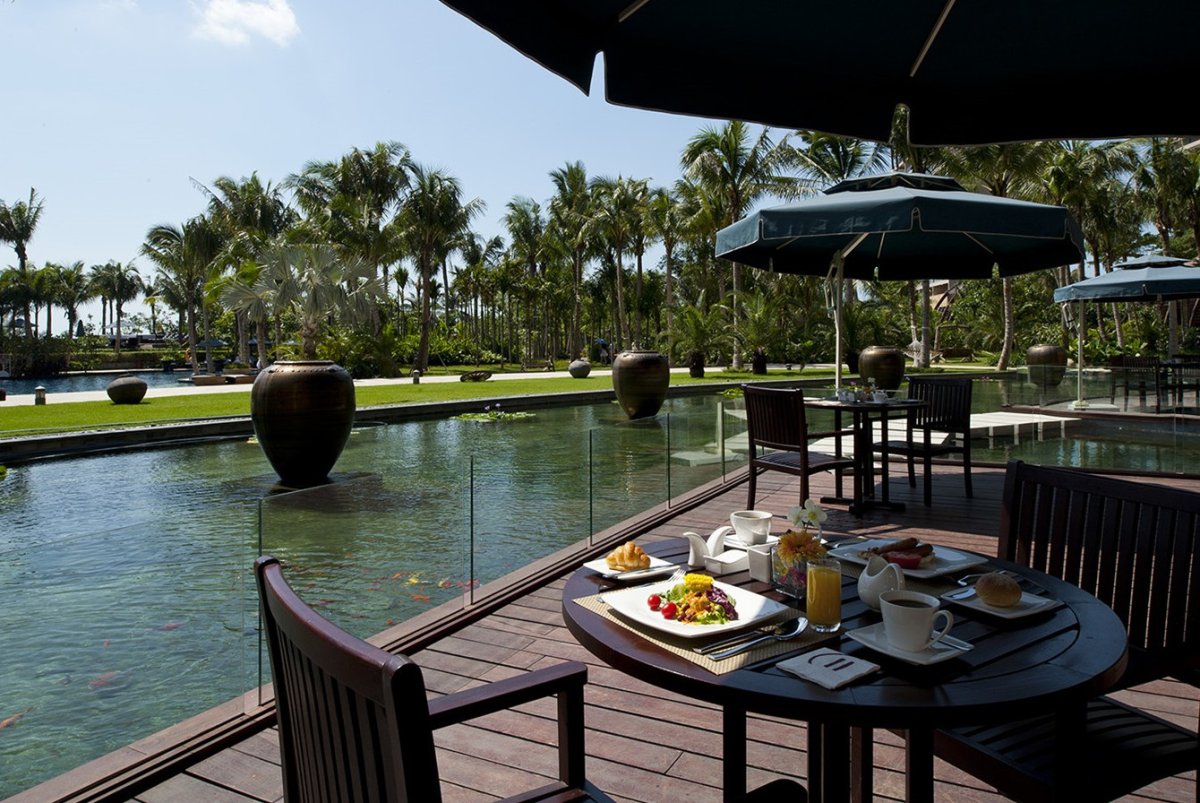 Pullman Oceanview Sanya Bay Resort & Spa