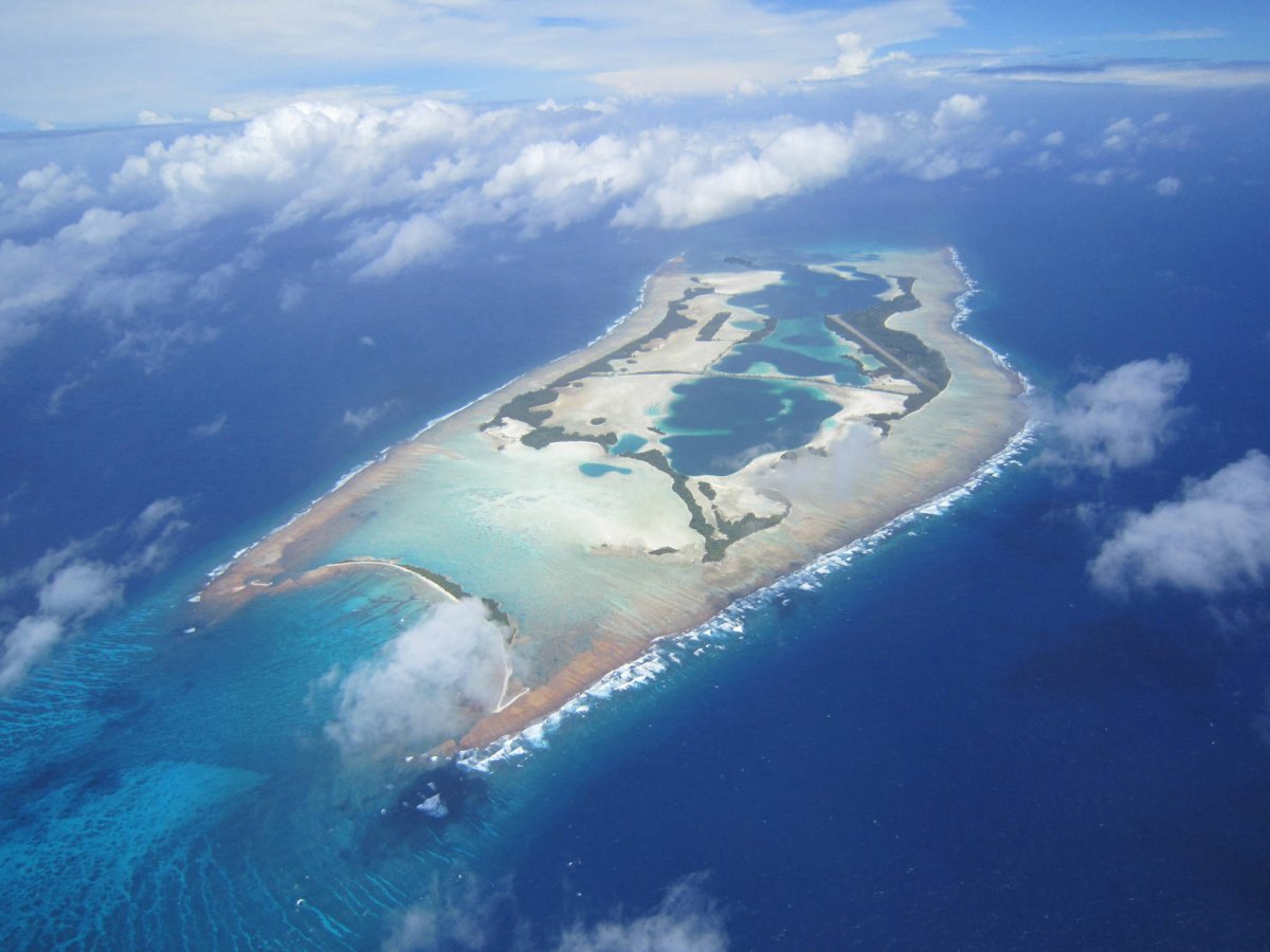 Atoll остров