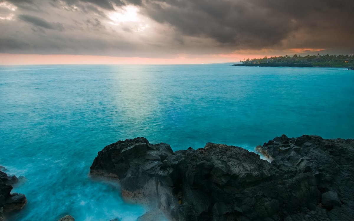 Лазурное море