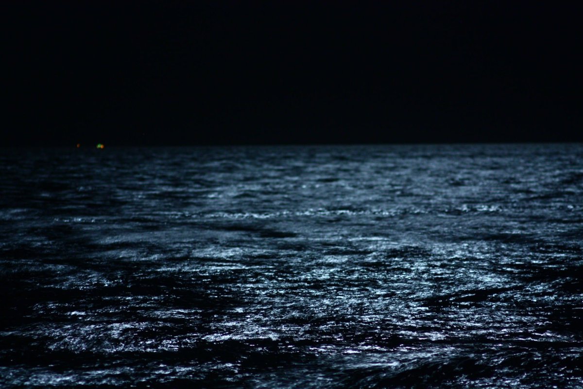 Ночное море