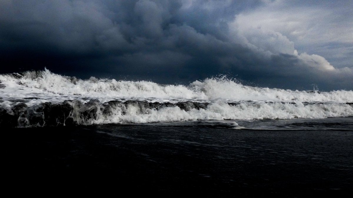 Море в бурю