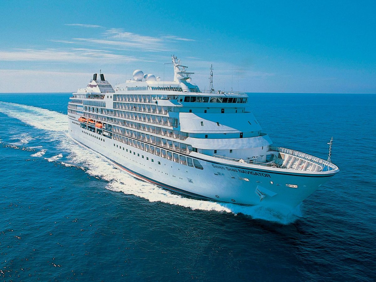 Seven Seas Navigator лайнер