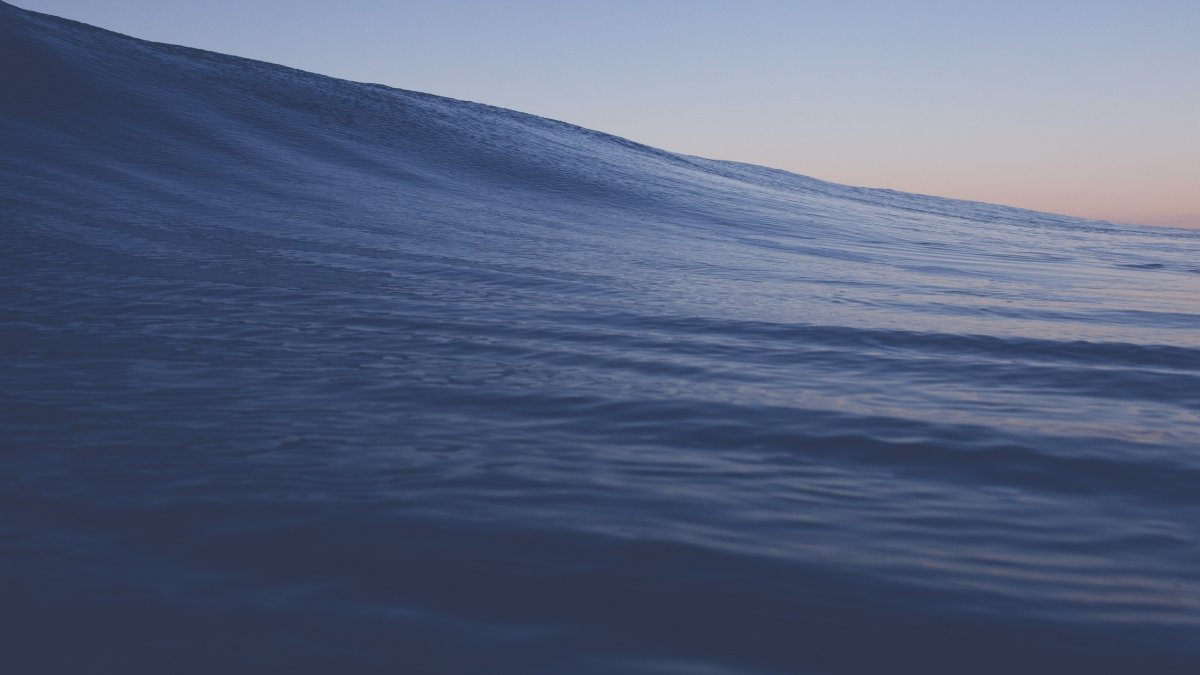 Холодная вода в море