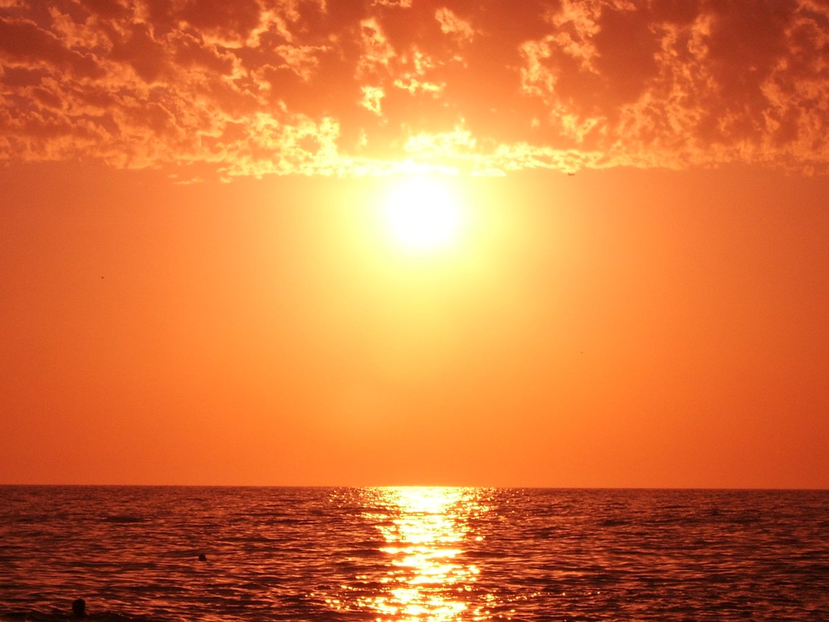 Закат на море