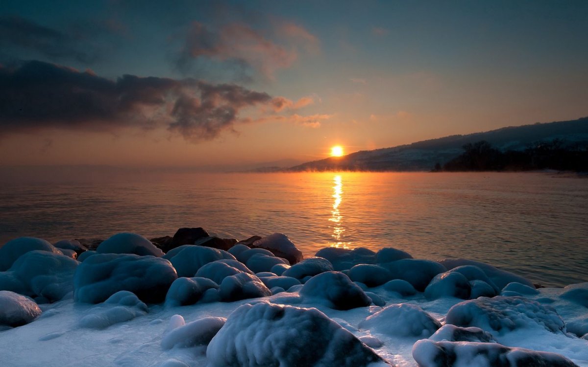 Красивое зимнее море