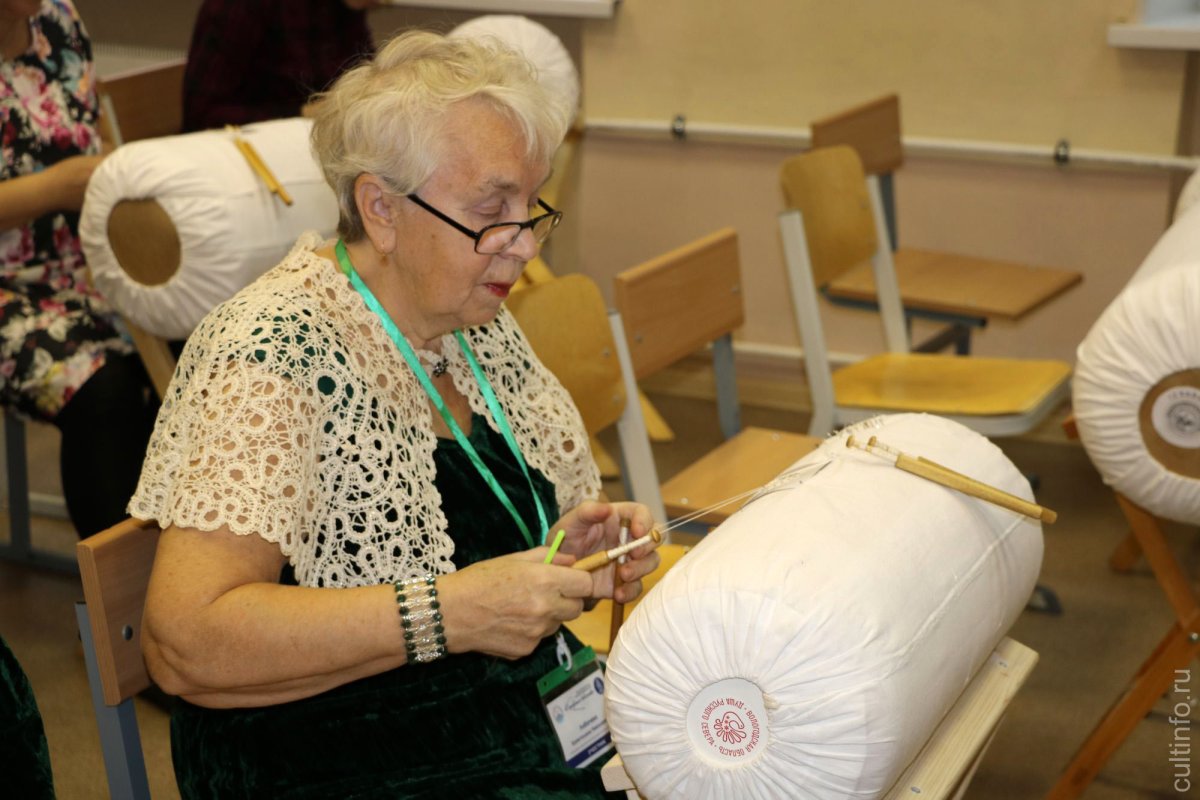 Школа кружевоплетения