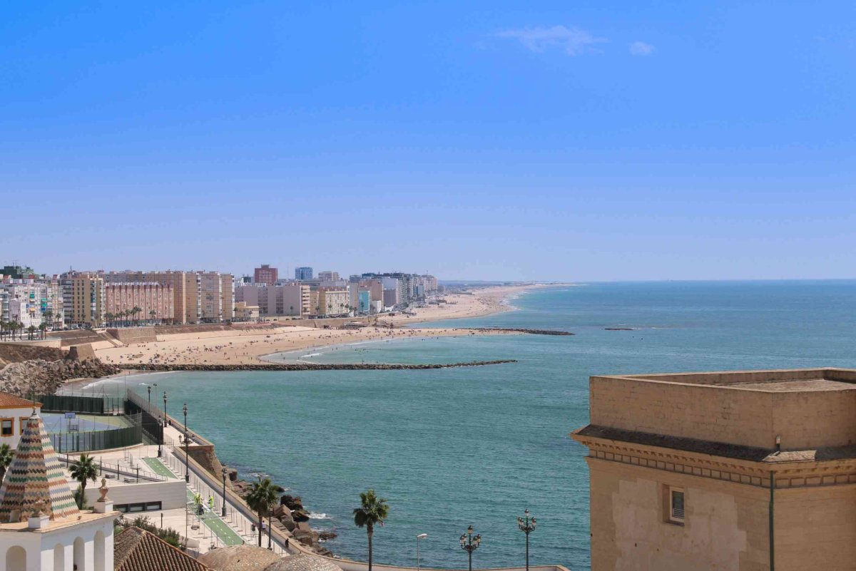 Cadiz Beachfront