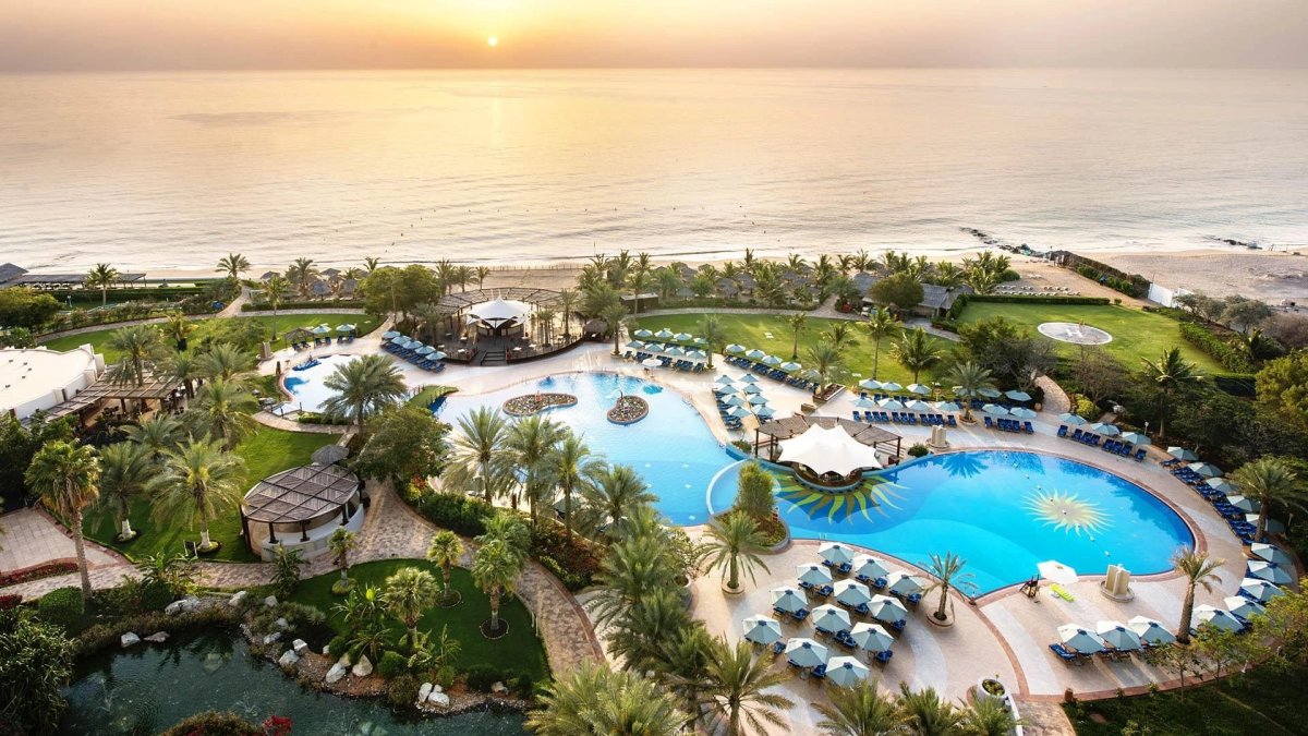 Le Meridien al Aqah Beach Resort 5
