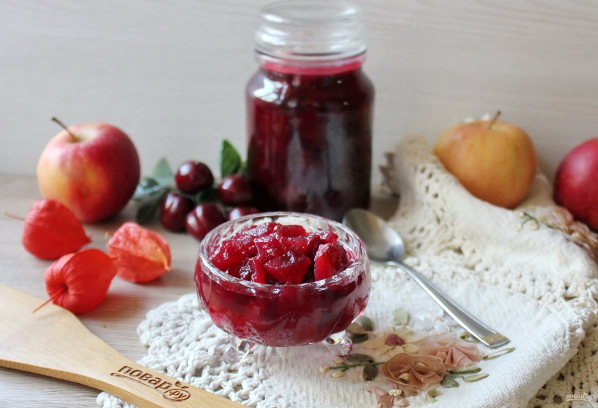 Вишня с яблоками варенье