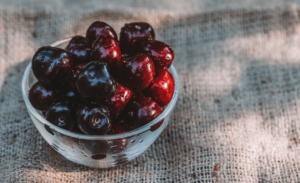 Cherries with Drops