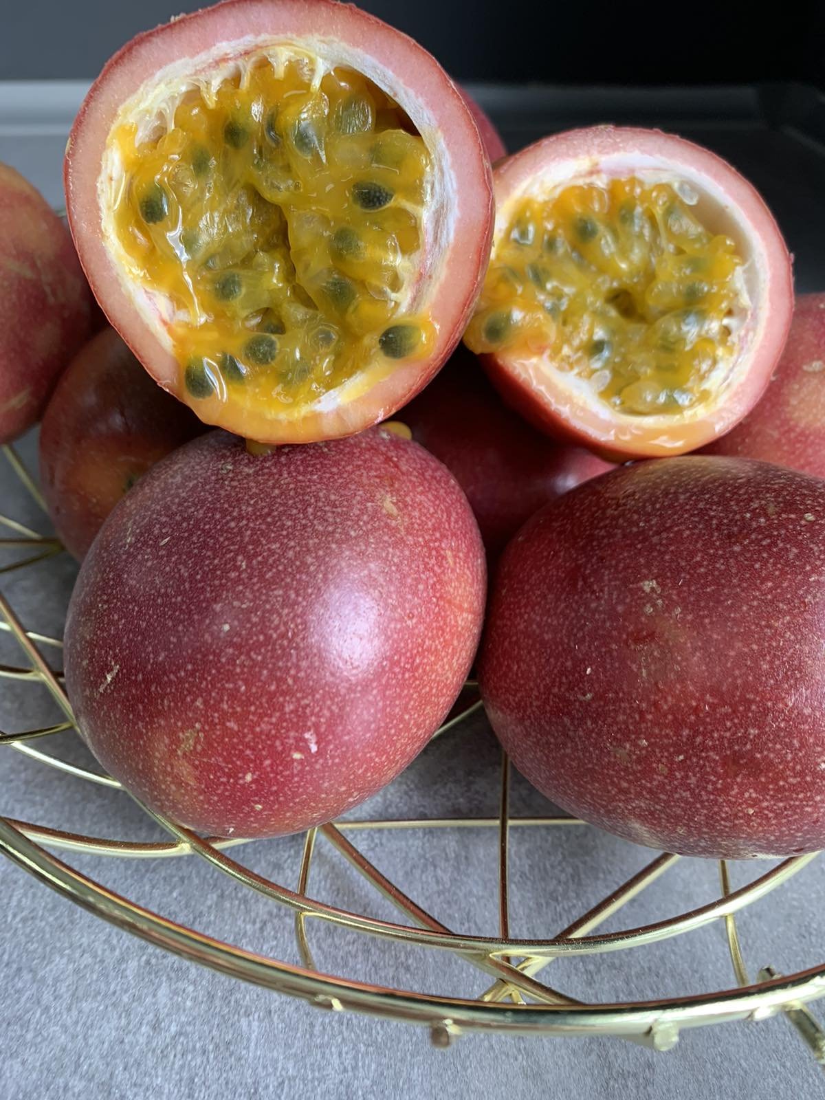Маракуйя созревшая