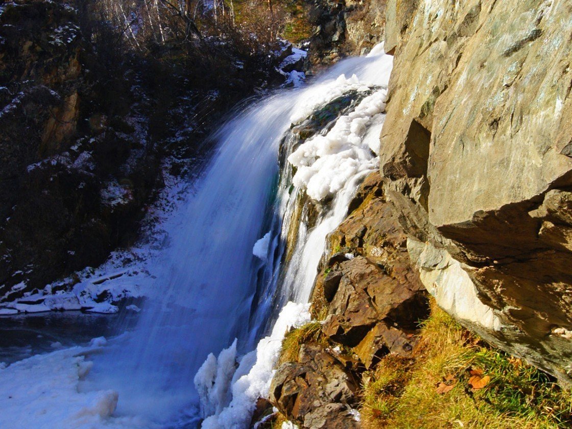 Камышинский водопад