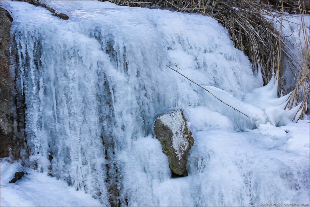 Камышлинский.водопад Алтай зимой