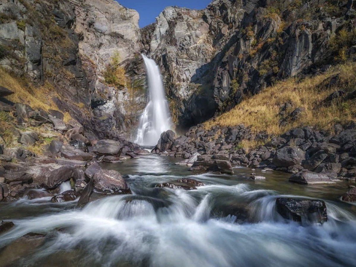 Водопад Куркуре горный Алтай