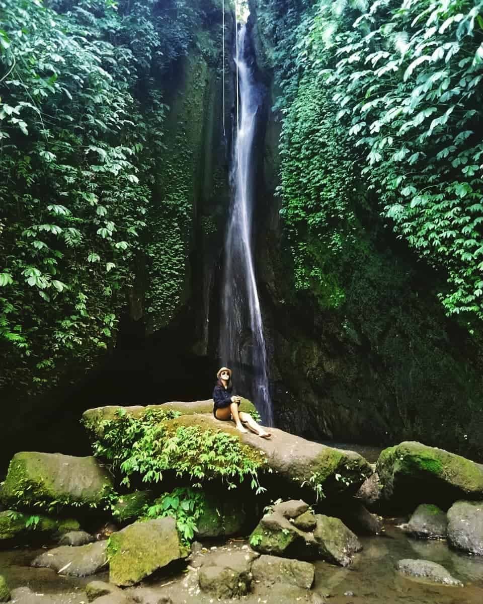 Leke Leke Waterfall Бали