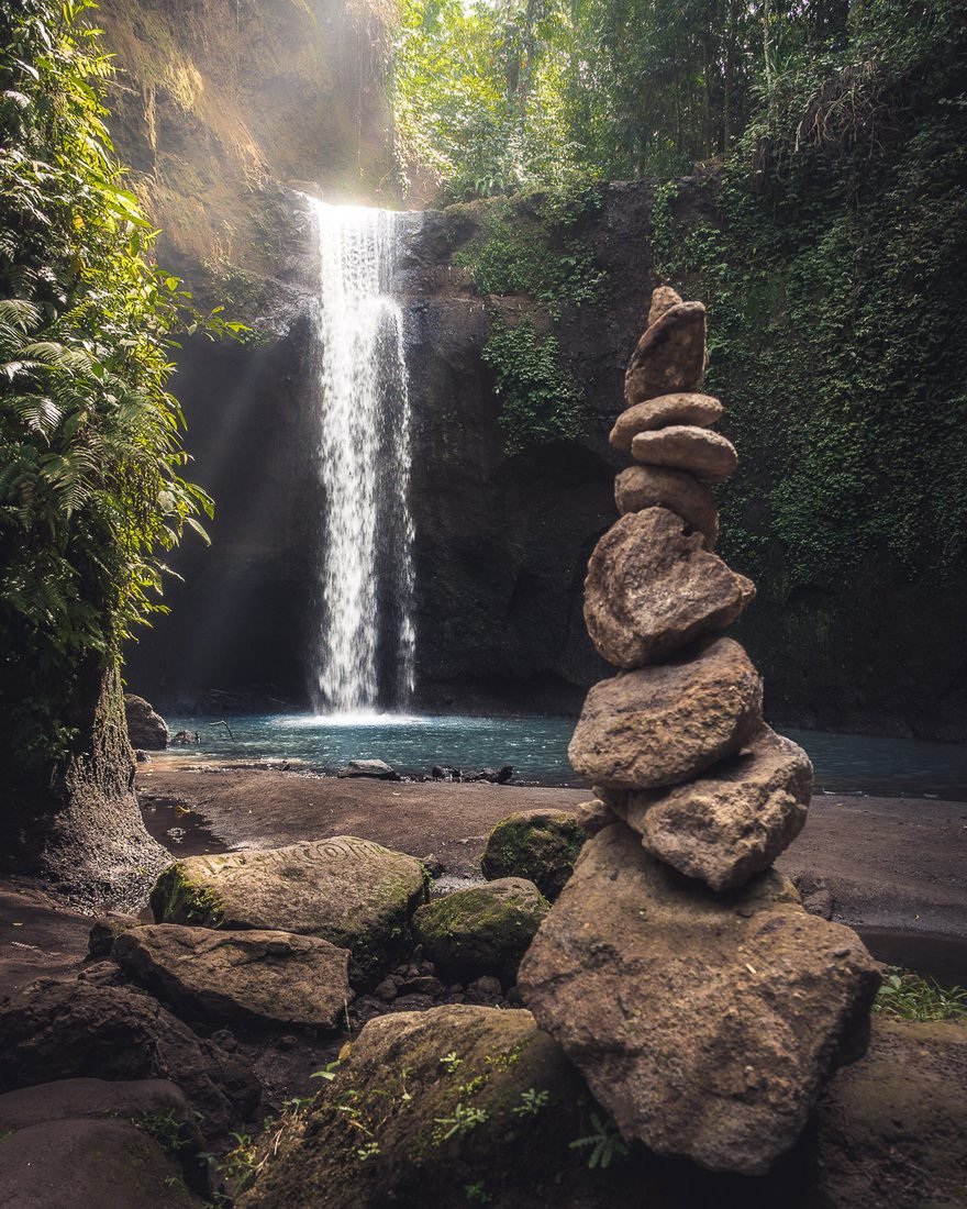 Водопад Тибумана (Tibumana Waterfall)