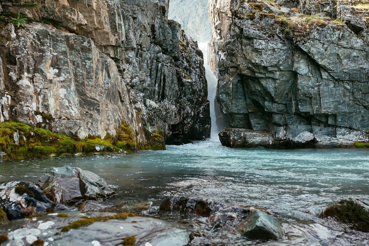 Водопад Текелю