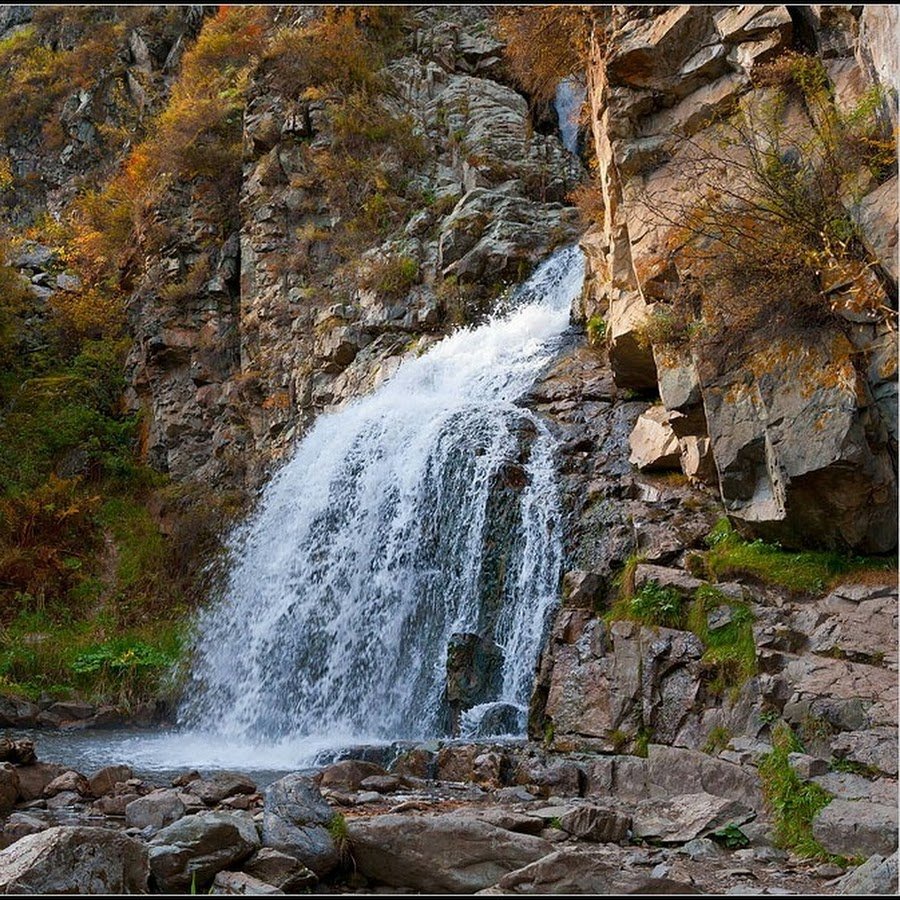 Камышлинский водопад горный Алтай