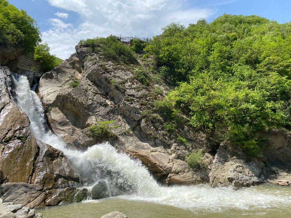 Самурский водопад