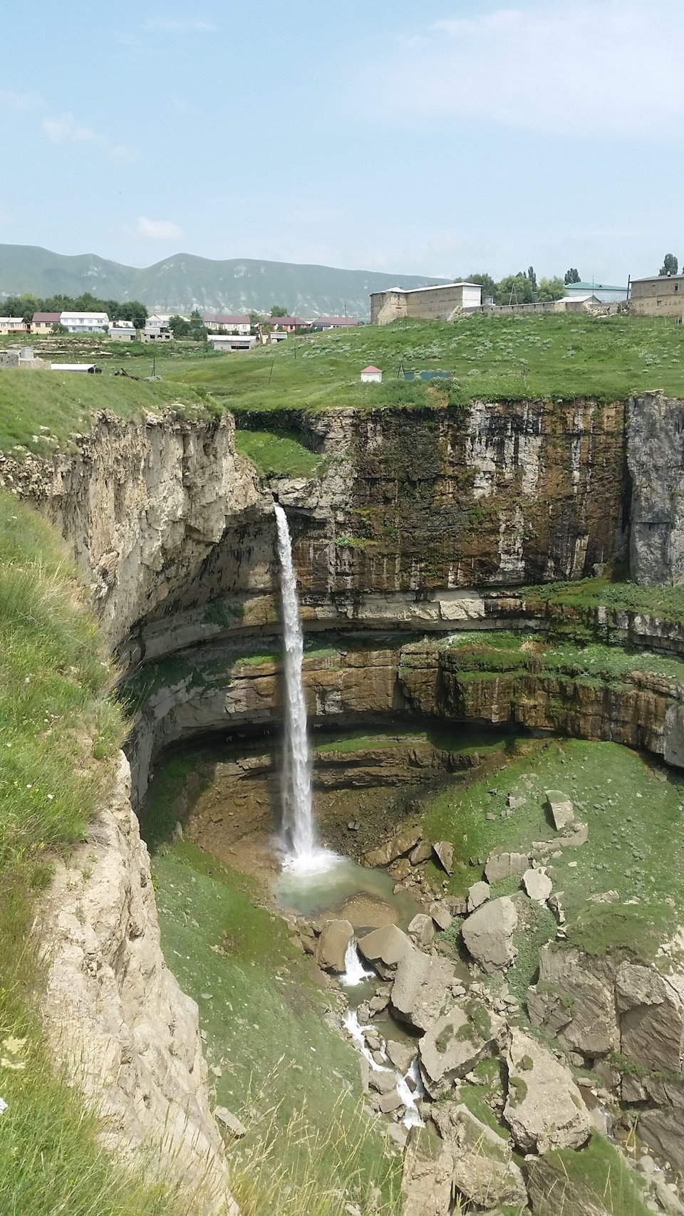 Хунзах водопад Тобот