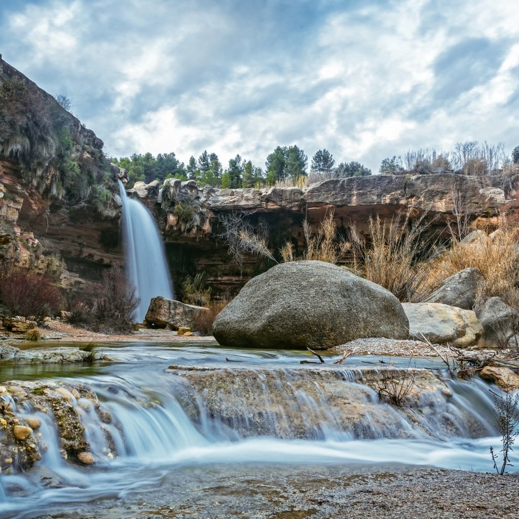 Водопад Чардымские камни