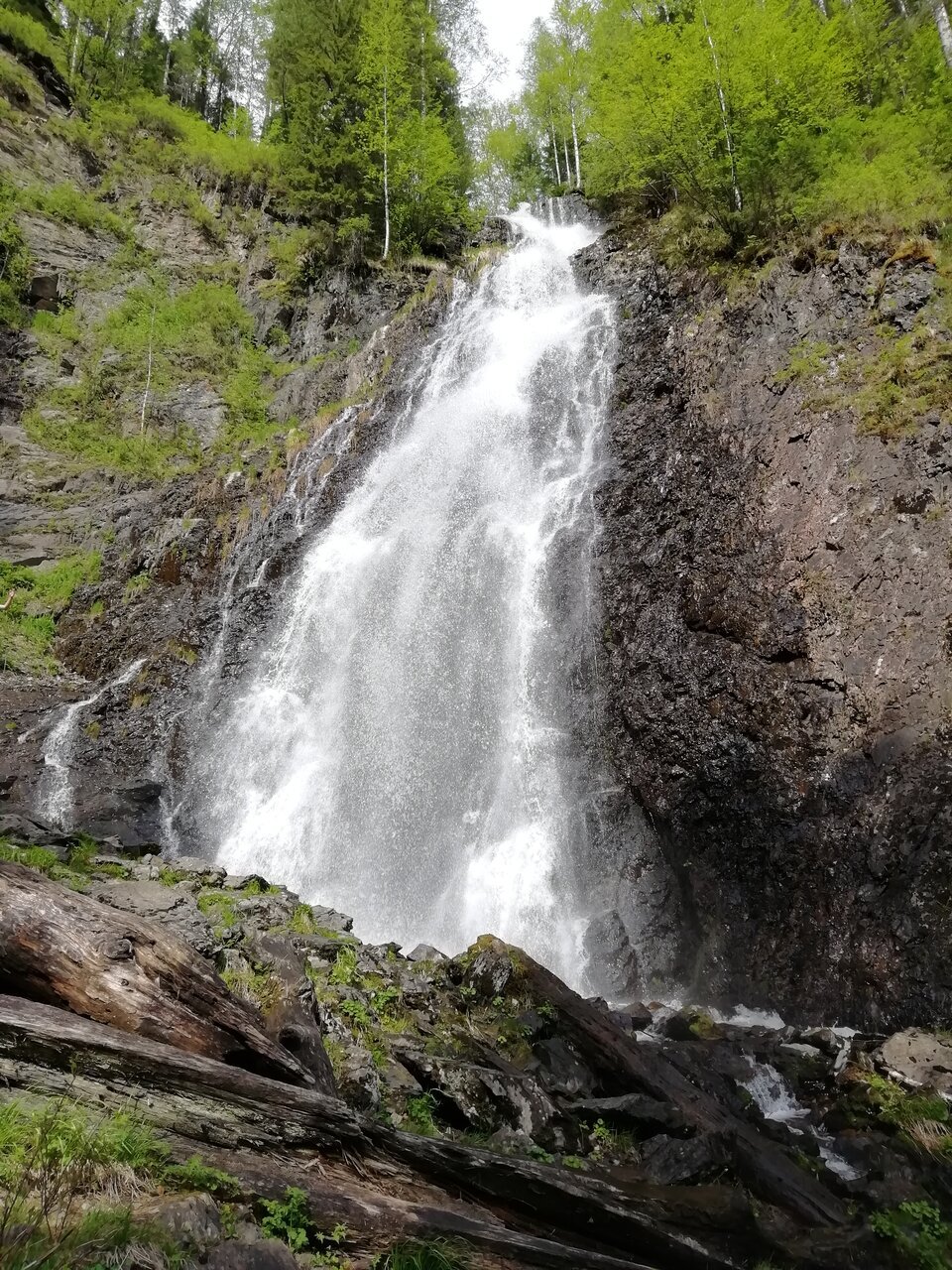 Чинжебский водопад Курагинский район