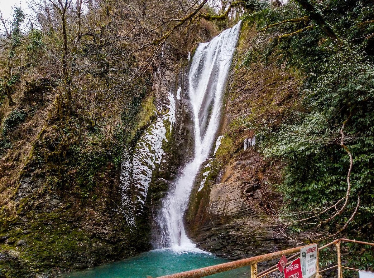 Водопад Ажек Сочи