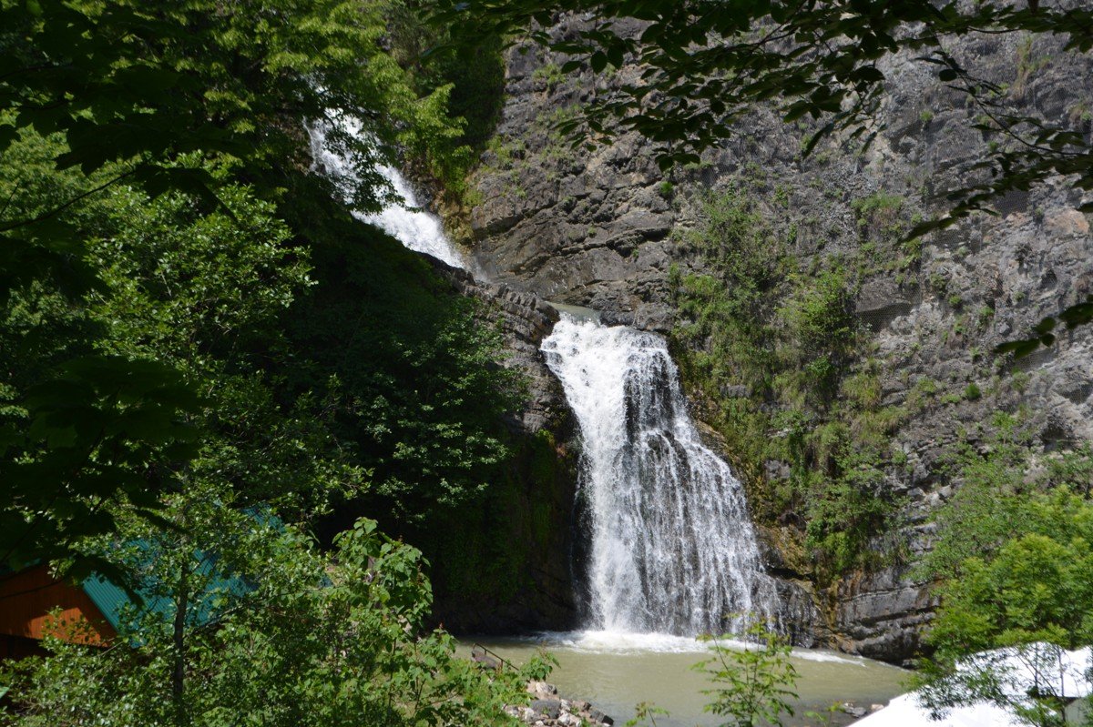 Агурские водопады и чайная плантация экскурсия Сочи