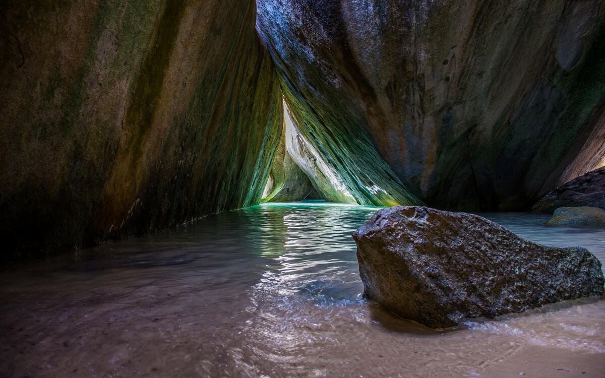 Камышловский водопад