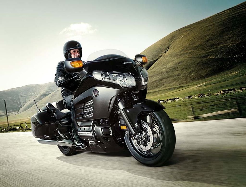 Мотоцикл Honda f6b (2014)
