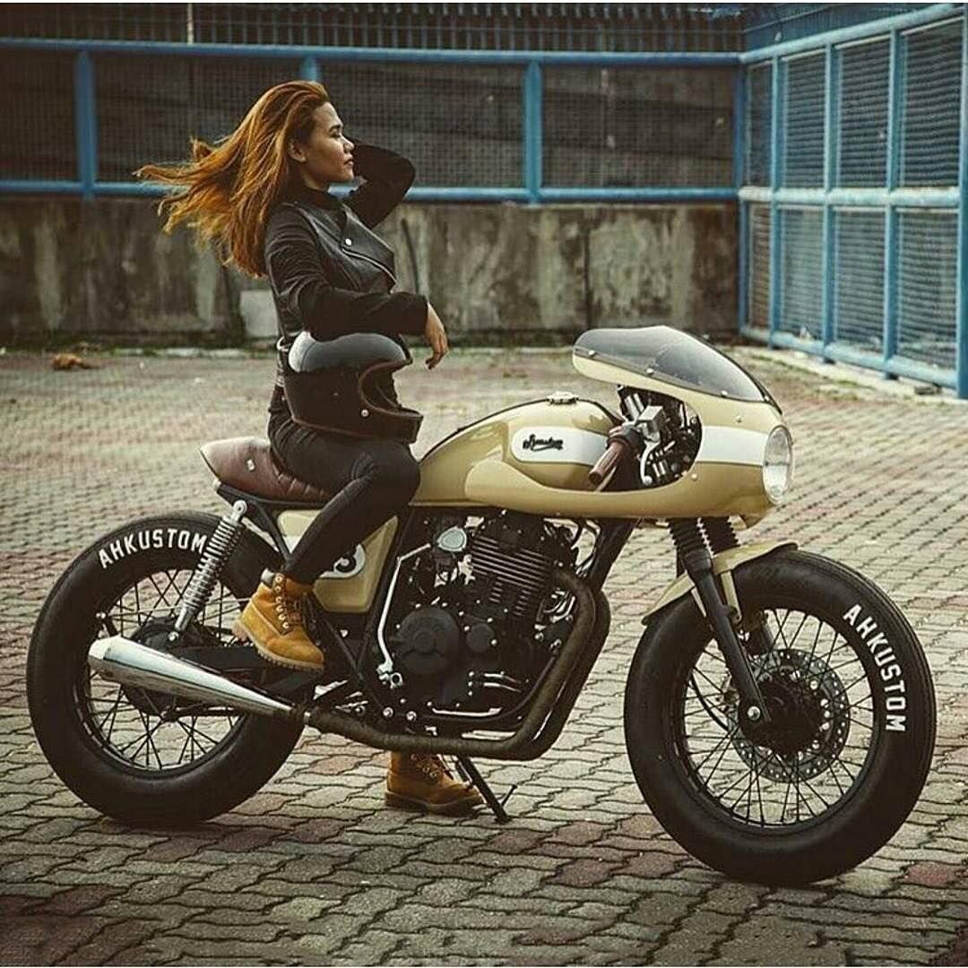 Ducati Cafe Racer Biker