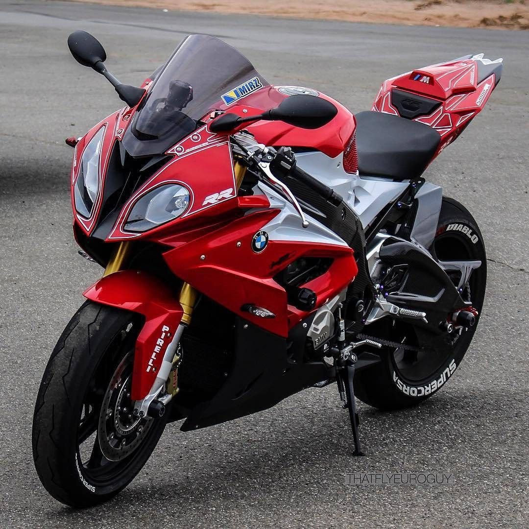 Спортбайк БМВ s1000rr