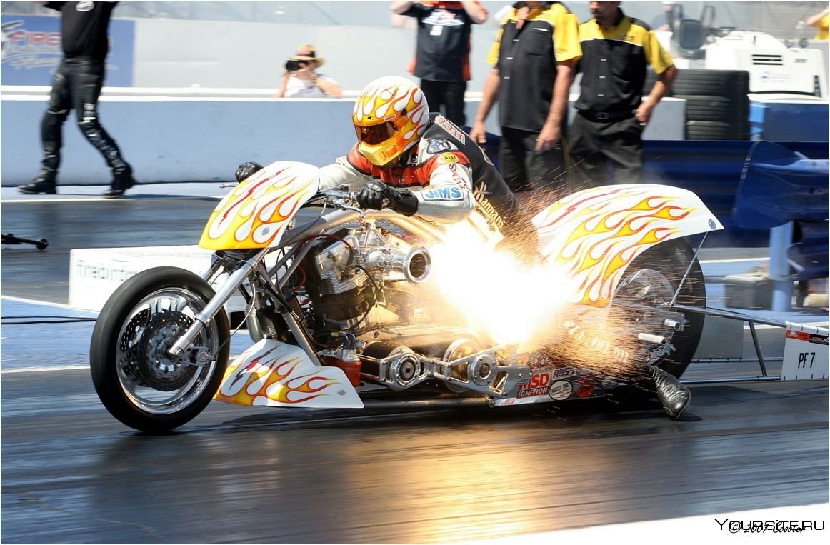 Харлей Дэвидсон Drag Racing